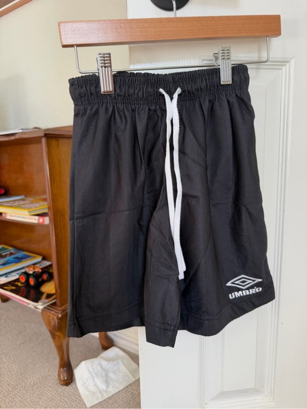 EUC youth umbro shorts black stripes YS casual back to school vintage retro boys
